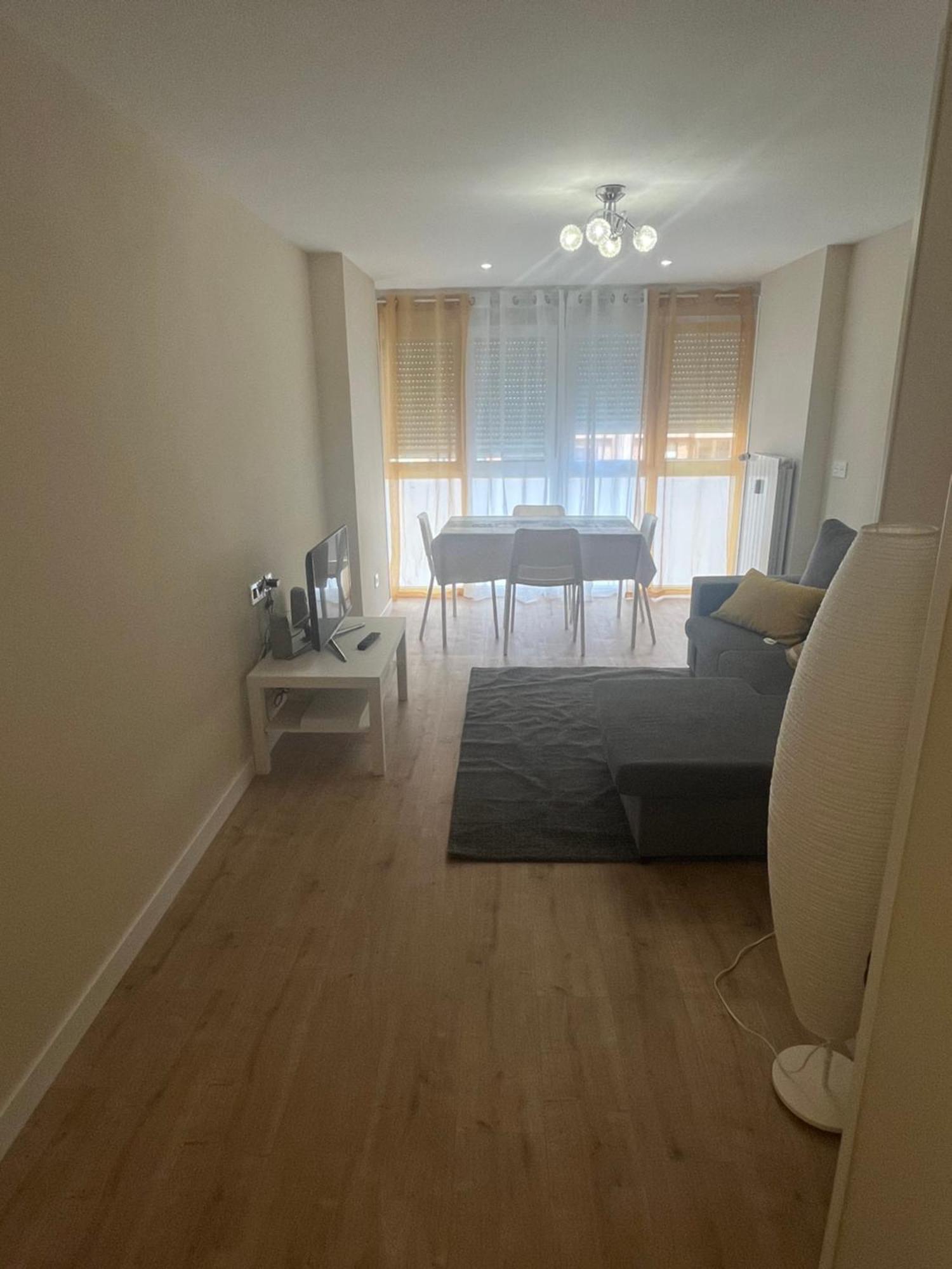 Apartamento Vacacional Бургос Екстер'єр фото